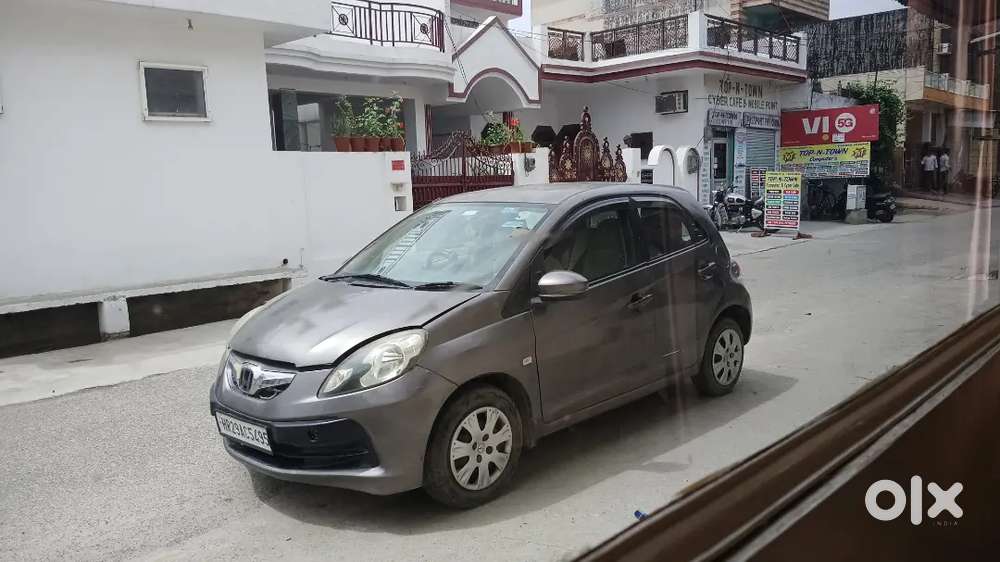 Honda Brio Mt Petrol 2012
