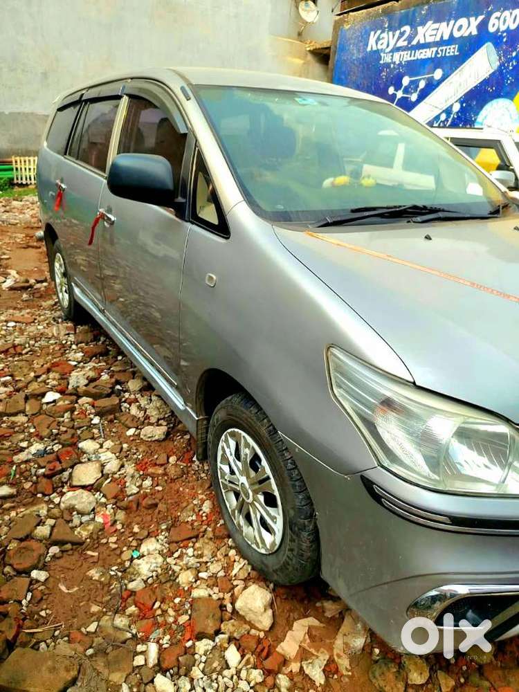 Toyota Innova 2.5 G (diesel) 8 Seater, 2015, Diesel