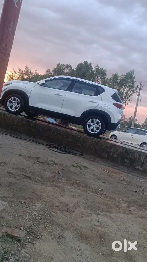 Kia Sonet 2024 Petrol 59000 Km Driven , Sale Urgent Basis Haryana