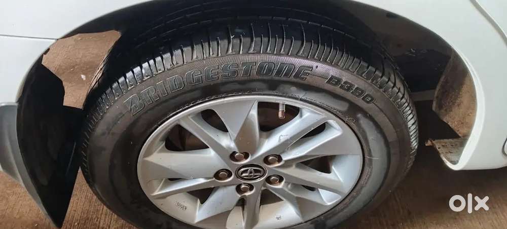 Toyota Cresta Available For Sale