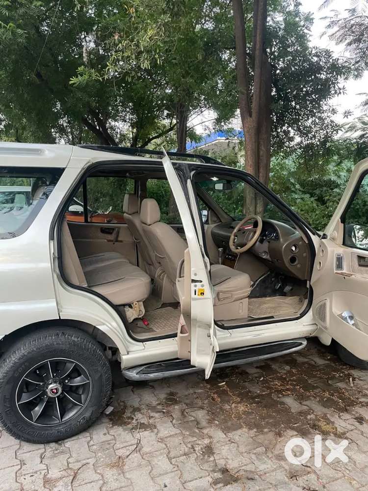 Tata Safari 4x2 2010