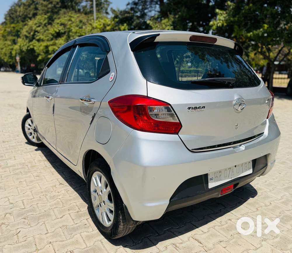 Tata Tiago, 2017, Petrol