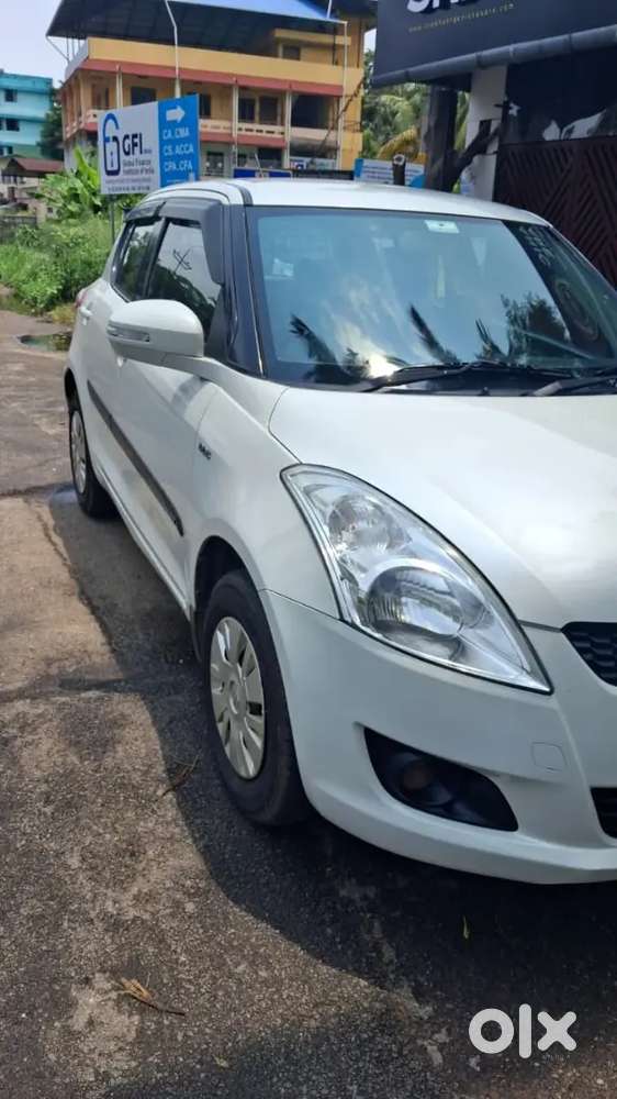 Maruti Suzuki Swift 2012