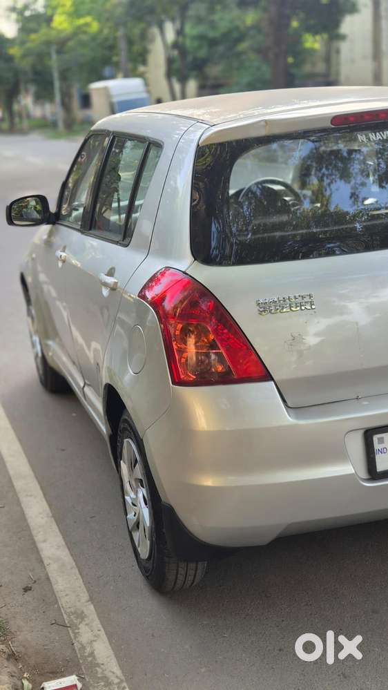 Maruti Suzuki Swift 2004-2010 1.3 Vxi, 2010, Petrol