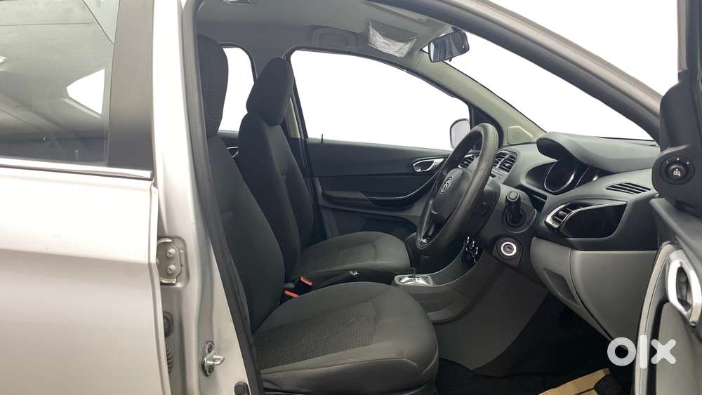 Tata Tigor Xza, 2018, Petrol