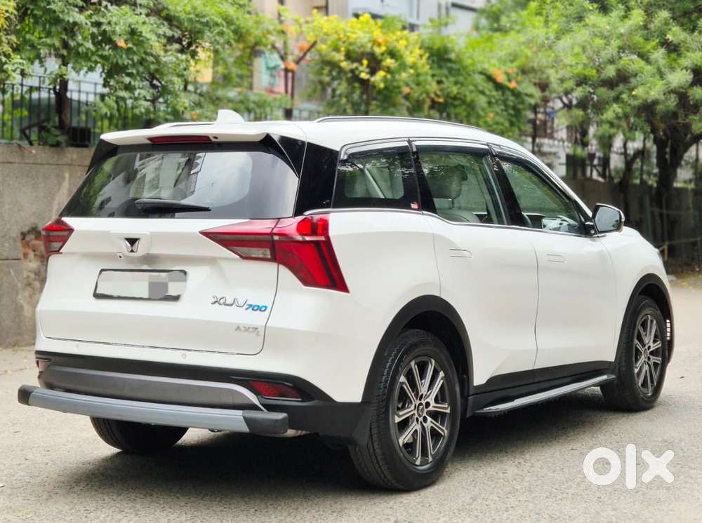 Mahindra Xuv700 2.0 Ax 7 Petrol At Luxury Pack Str, 2025, Petrol