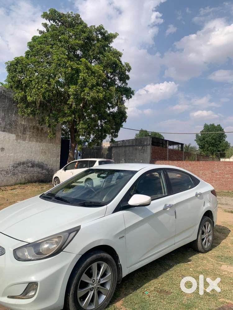 Hyundai Verna 2013 Diesel 125000 Km Driven