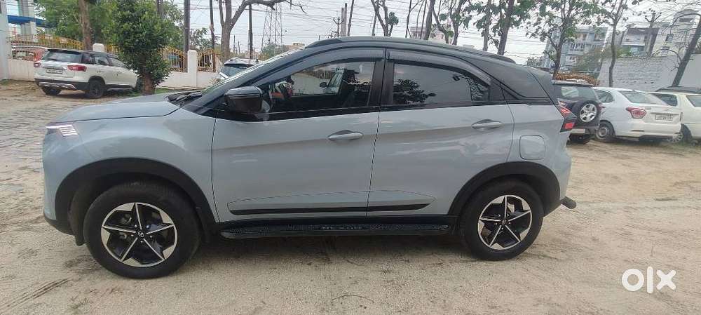 Tata Nexon Fearless Plus (ps)  1.2 Petrol Dca (adas), 2025, Petrol