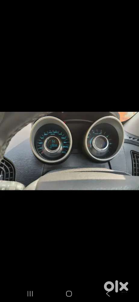 Mahindra Xuv500 2016