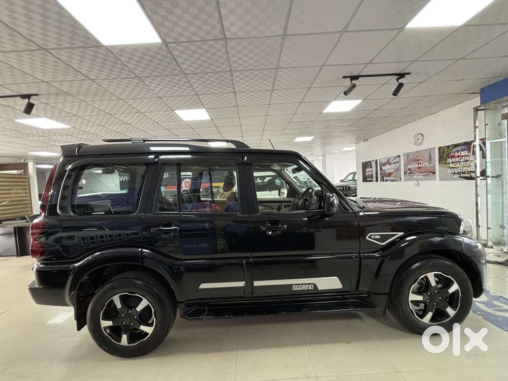 Mahindra Scorpio Classic 2.2 S 11 Mt 7 Str, 2023, Diesel