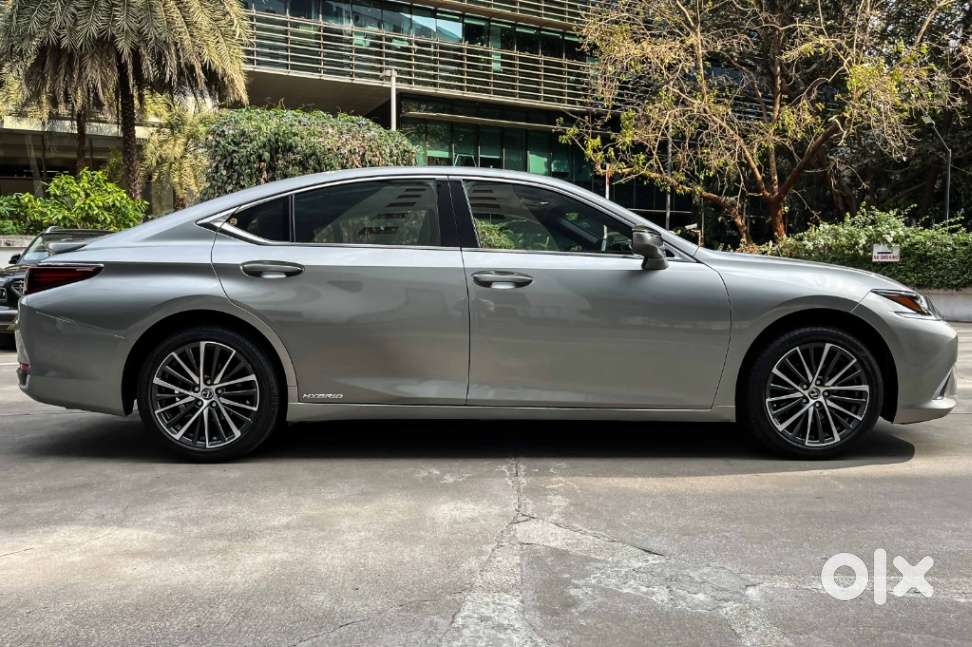 Lexus Es, 2022