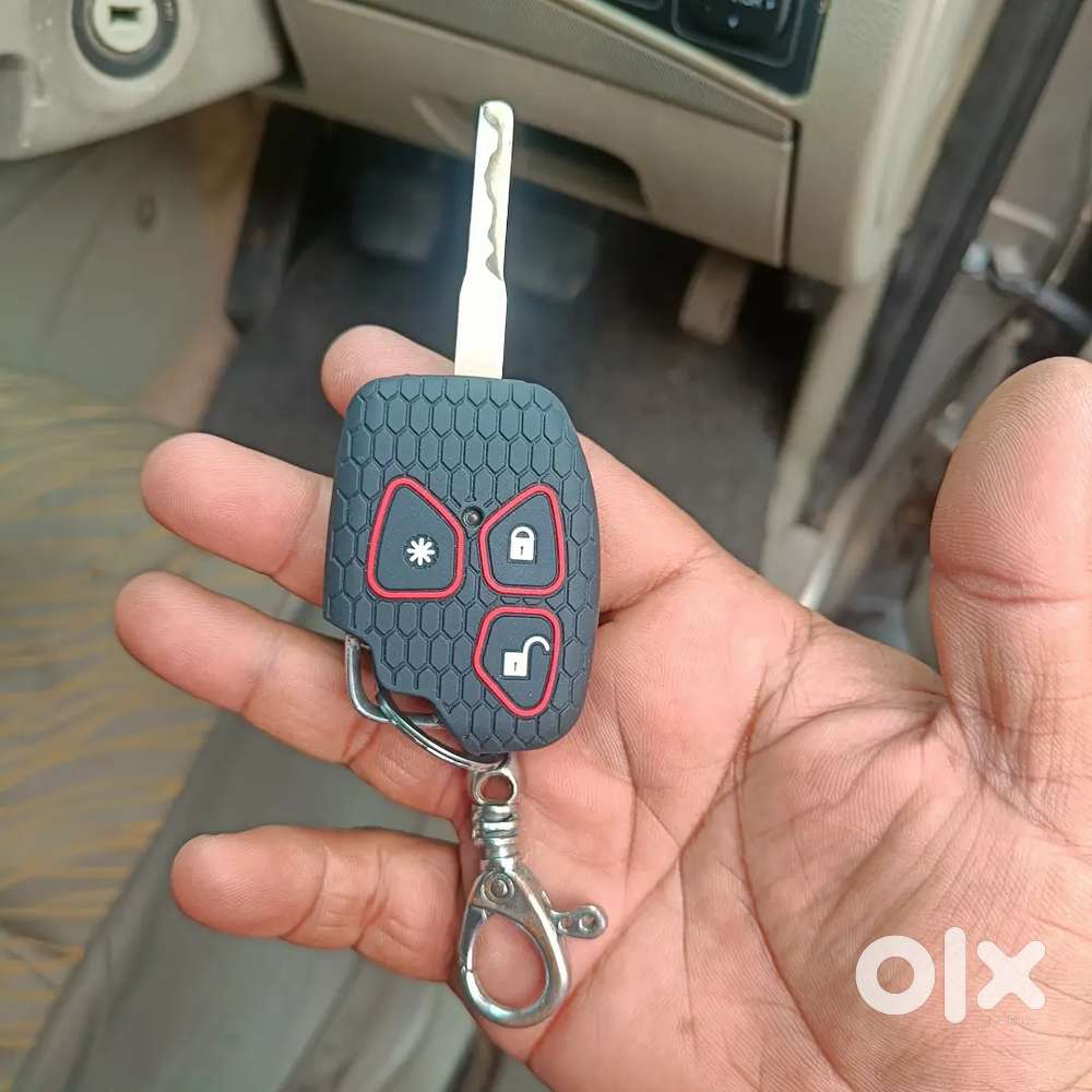 Mahindra Quanto 1.5 C8 2013