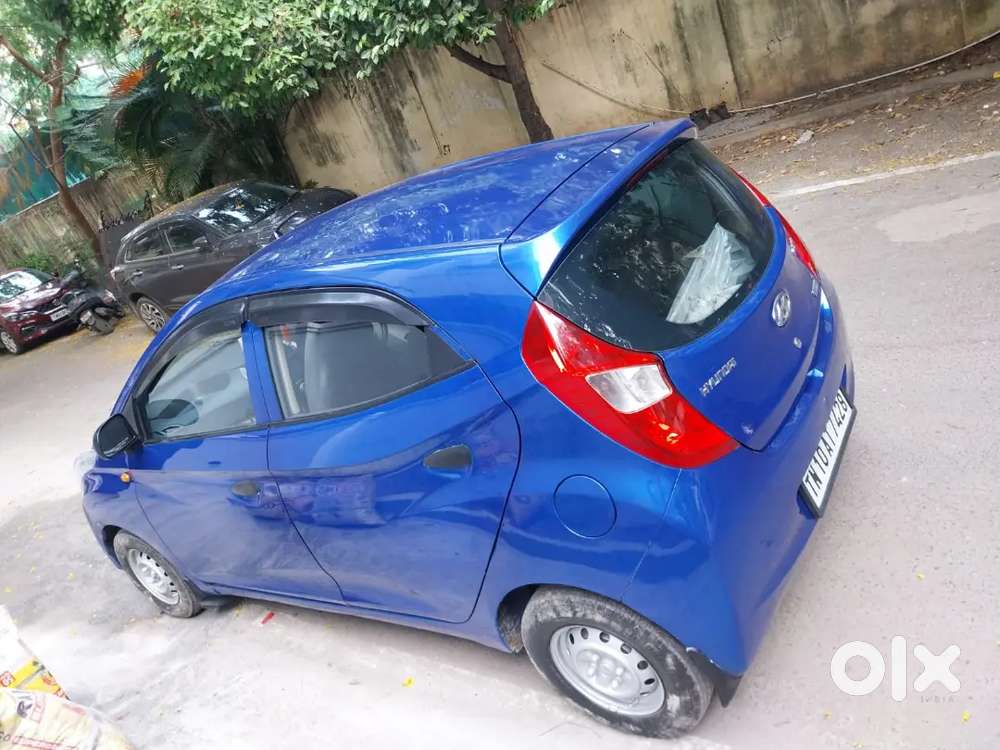 Hyundai Eon Era Plus Top And Model Petrol  2016 Last Fancy Number 1st