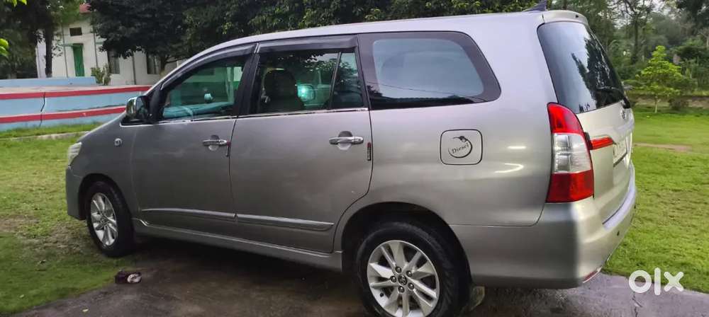 Toyota Innova 2015 Diesel Well Maintained