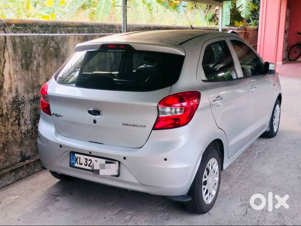 Ford Figo 1.2 Titanium (petrol)