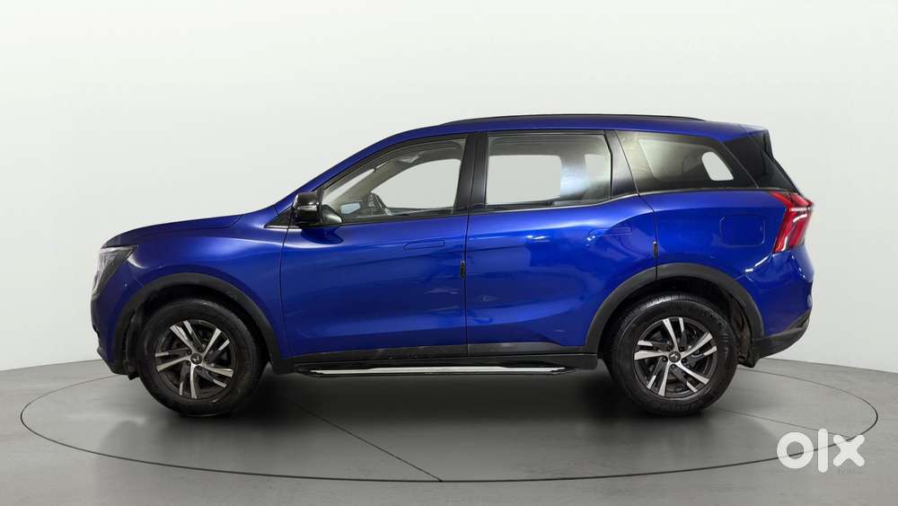 Mahindra Xuv700 2.0 Ax 5 Petrol At Str, 2022, Petrol