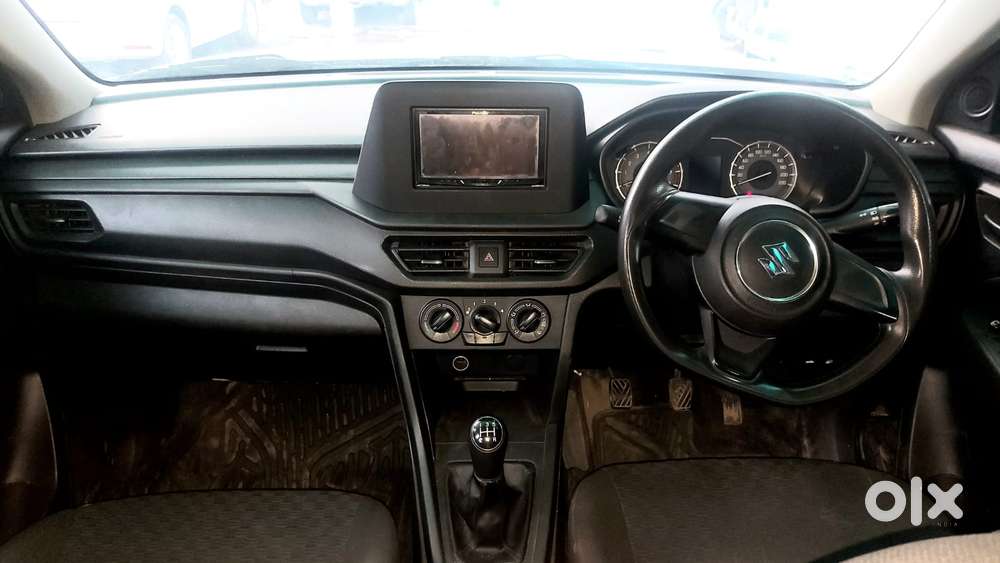 Maruti Suzuki Brezza 1.5 Lxi Smart Hybrid, 2024, Petrol