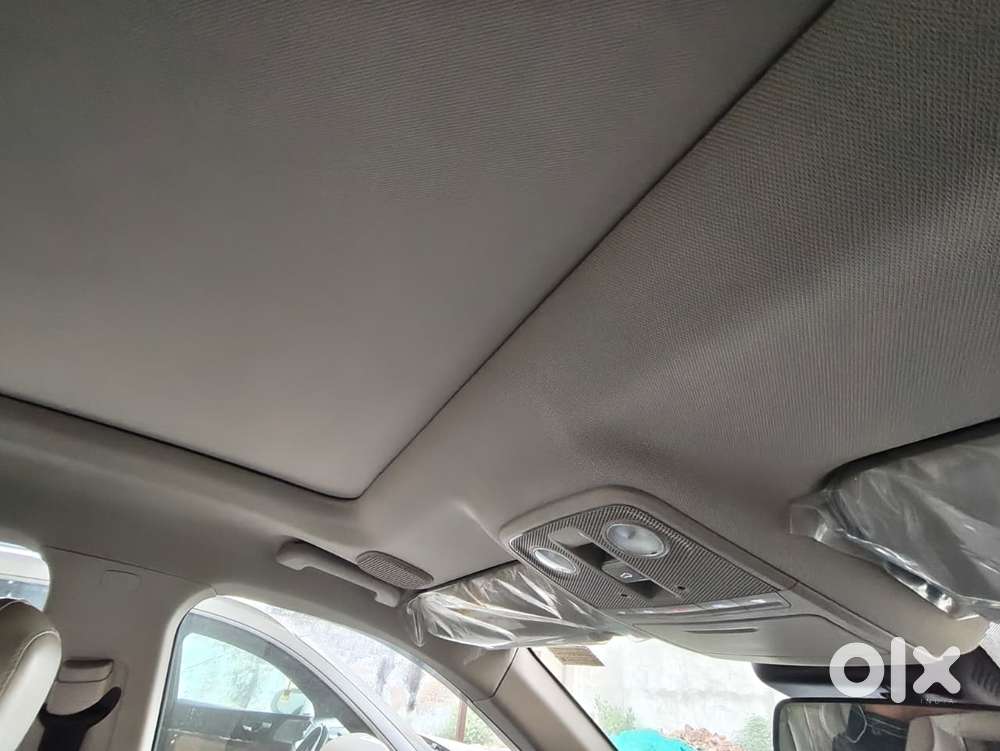 Mahindra Xuv700 2.2 Ax 7 Diesel At Luxury Pack Str Awd, 2022, Diesel