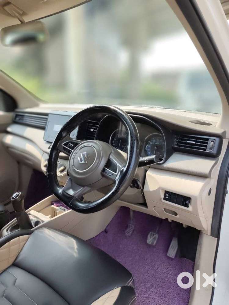 Maruti Suzuki Ertiga 1.5 Vxi, 2022, Petrol