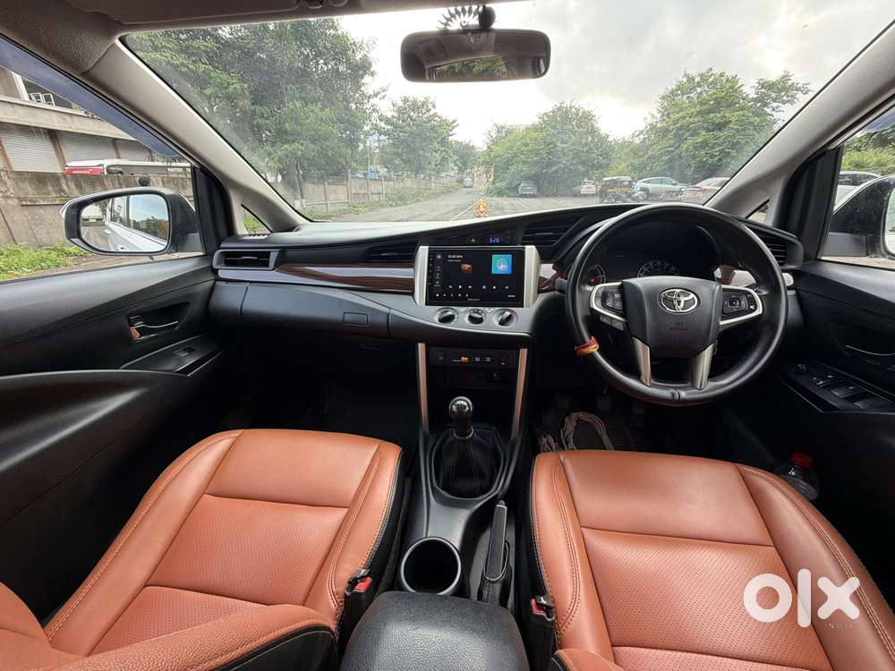 Toyota Innova Crysta 2.4 G Mt 8s, 2018, Diesel