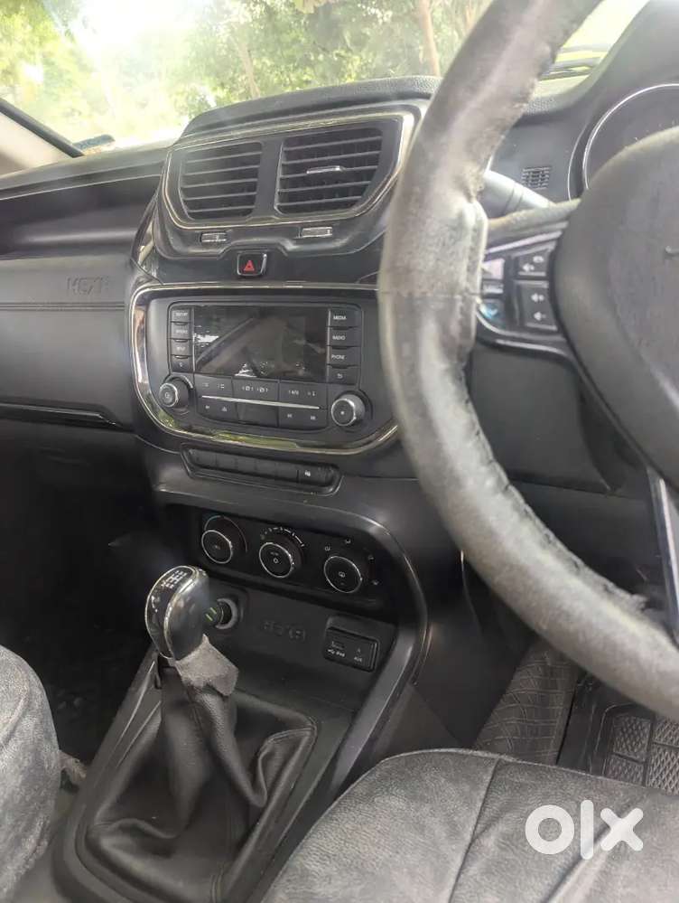 Tata Hexa 2.2 Xe 2018