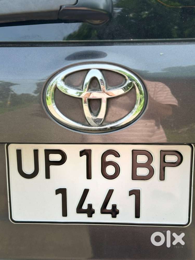 Toyota Innova Crysta 2017