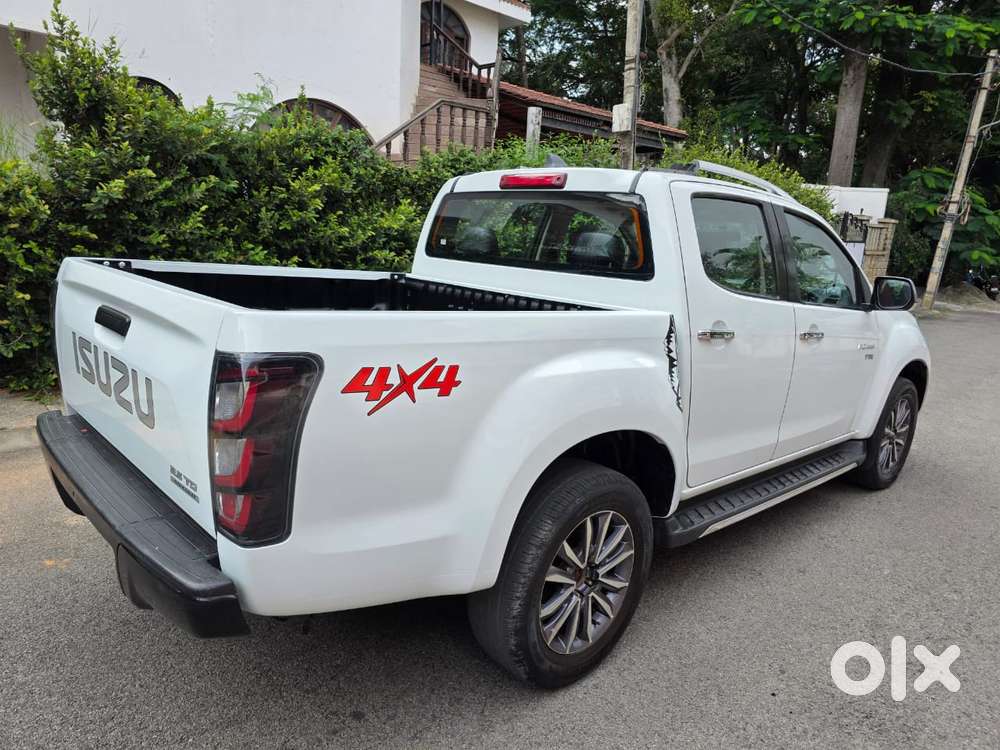 Isuzu V-cross Z 4x4 Mt, 2020, Diesel