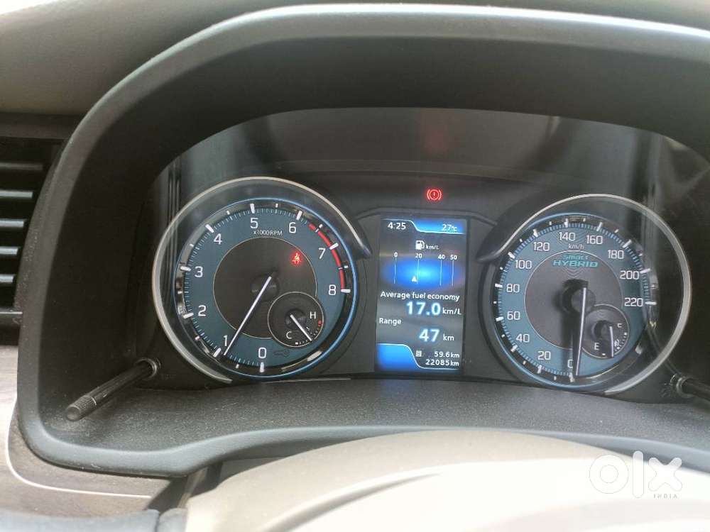 Ertiga Zxi White Less Km Curr Insurance Single Owner