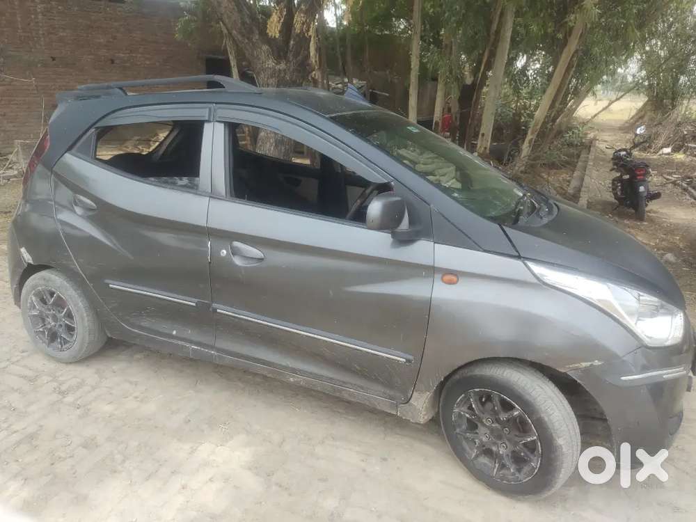 Hyundai Eon Model 2014 Km Driven