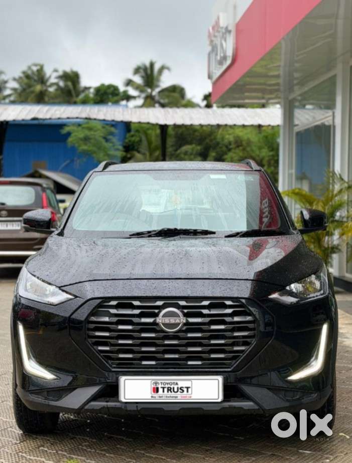 Nissan Magnite Kuro Edition Petrol Amt, 2024, Petrol