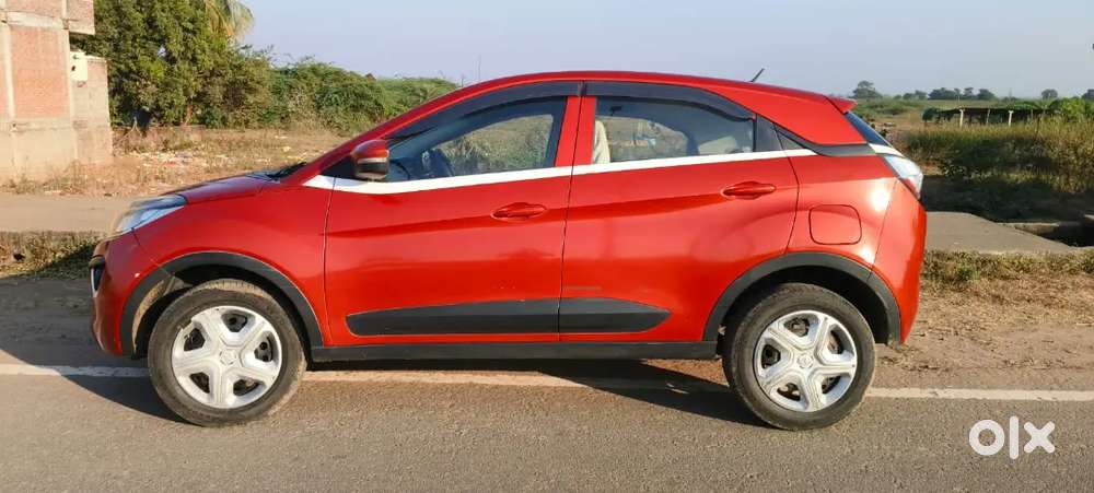 Tata Nexon 2018 September 
Diesel, Manual, 4 Seal Tyres, No Repairs