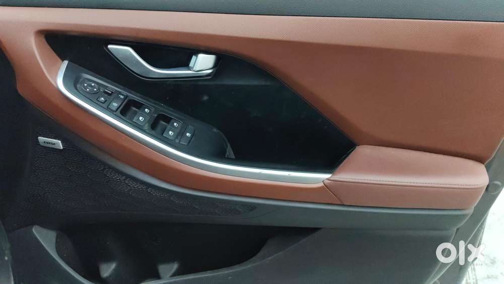 Hyundai Alcazar 2.0 Signature (o) Petrol At 6 Str, 2021, Petrol