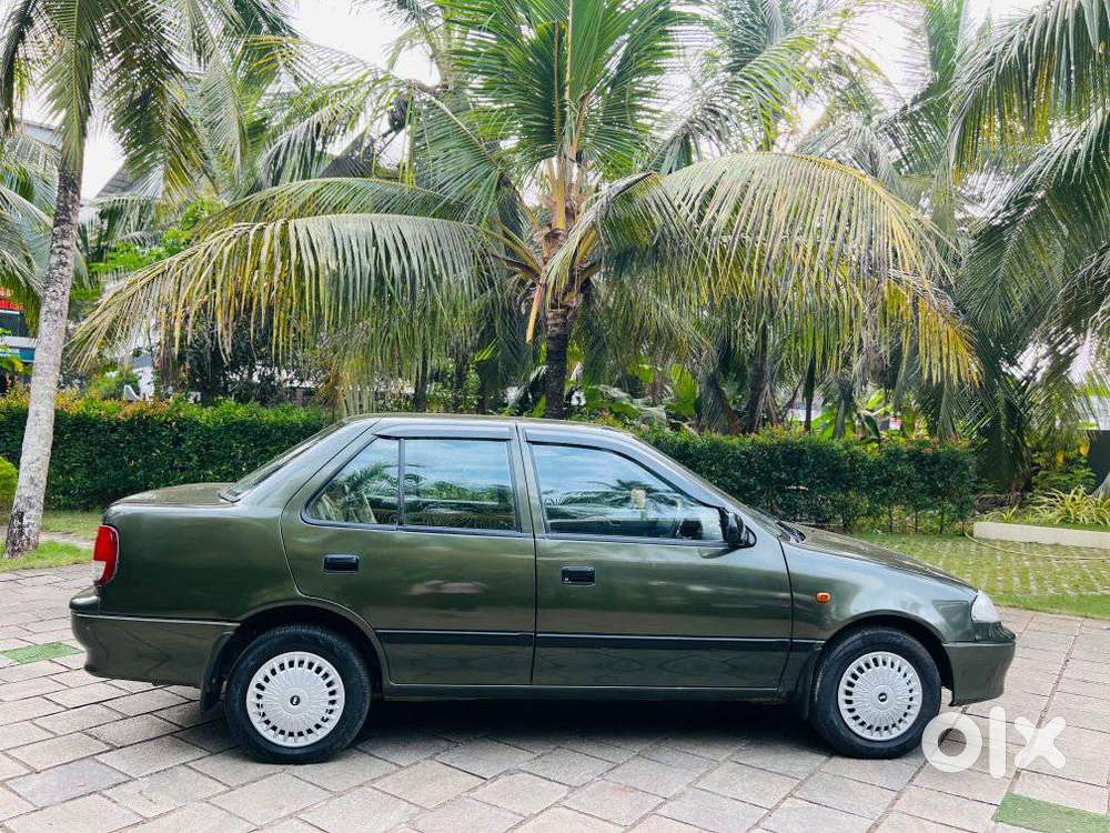 Maruti Suzuki Esteem Lx, 1999, Petrol