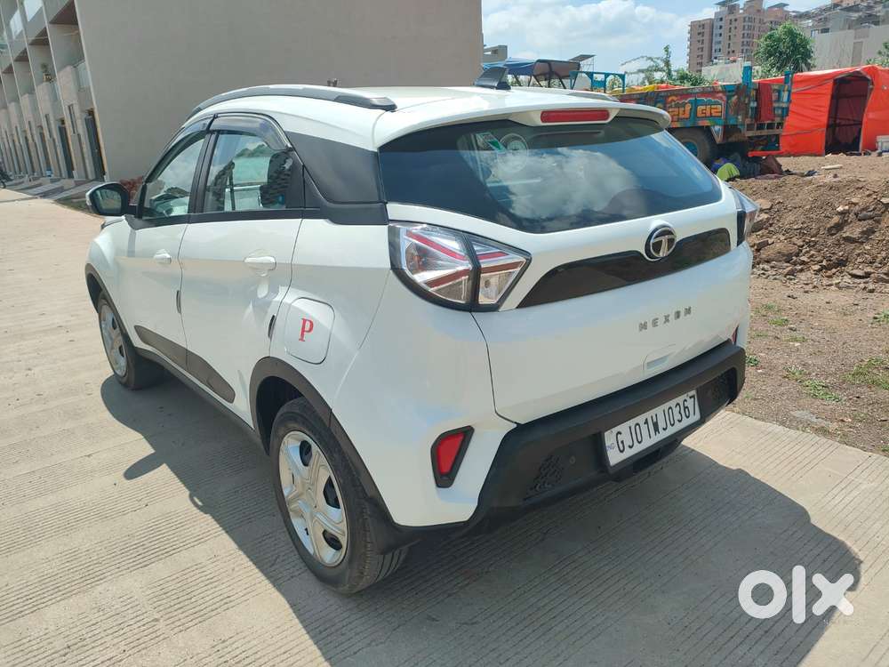 Tata Nexon 1.2 Revotron Xm Plus (s), 2022, Cng & Hybrids