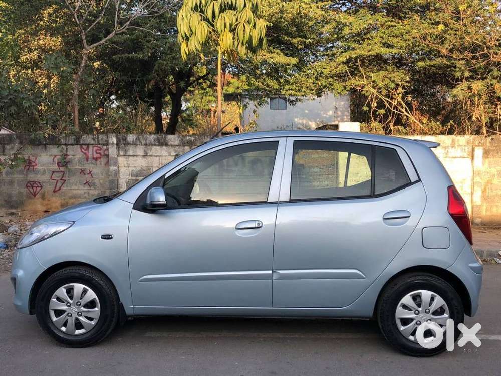 Hyundai I10 Sportz At, 2013, Petrol