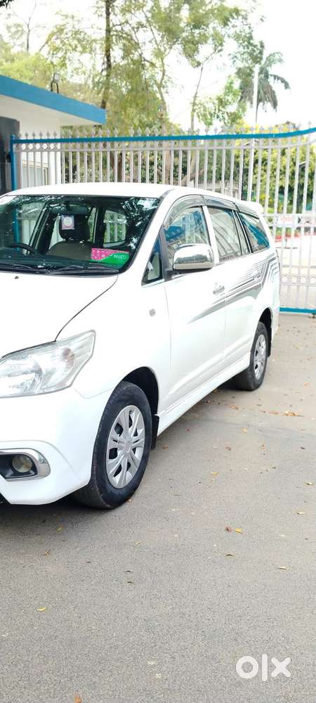 Toyota Innova 2.5 G (diesel) 7 Seater, 2015, Diesel