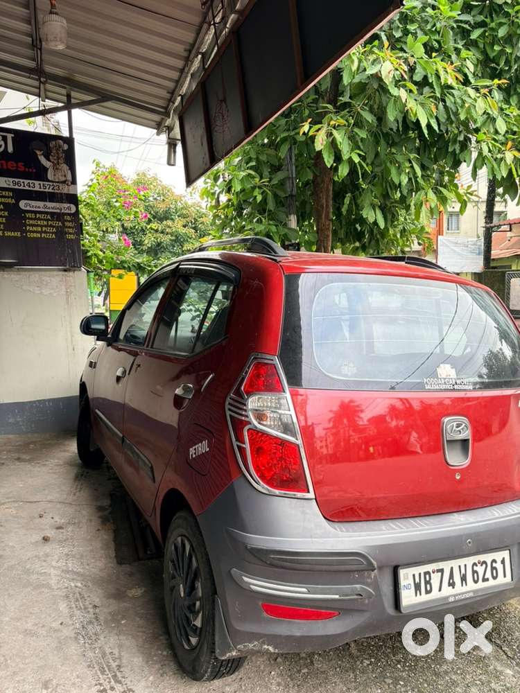 Hyundai I10 2011 .31000km Driven