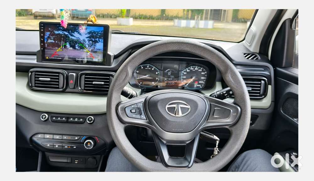 Tata Punch Camo Adventure Mt, 2021, Petrol