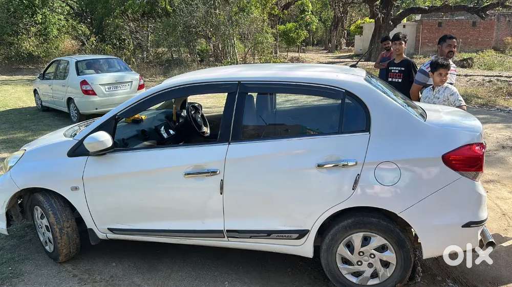 Honda Amaze 2015 Diesel Well Maintained