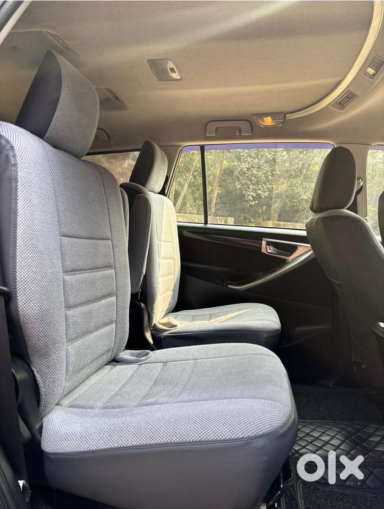 Toyota Innova Crysta 2019