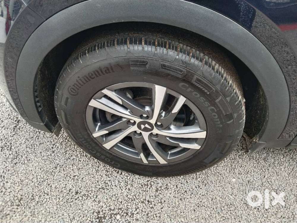 Mahindra Xuv700 2.2 Ax 5 Diesel Mt 7 Str, 2023, Diesel