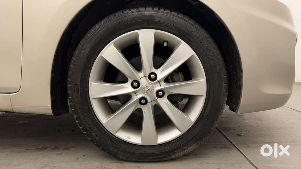 Hyundai Verna 1.6 Vtvt Sx, 2012, Petrol