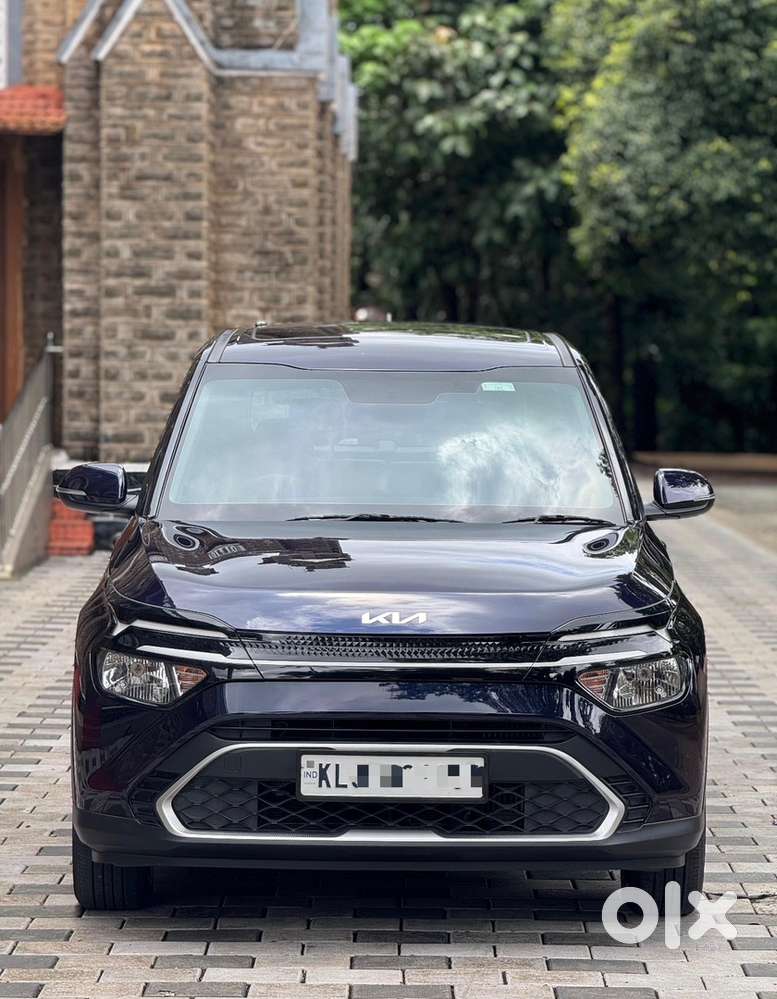 Kia Carens 2024