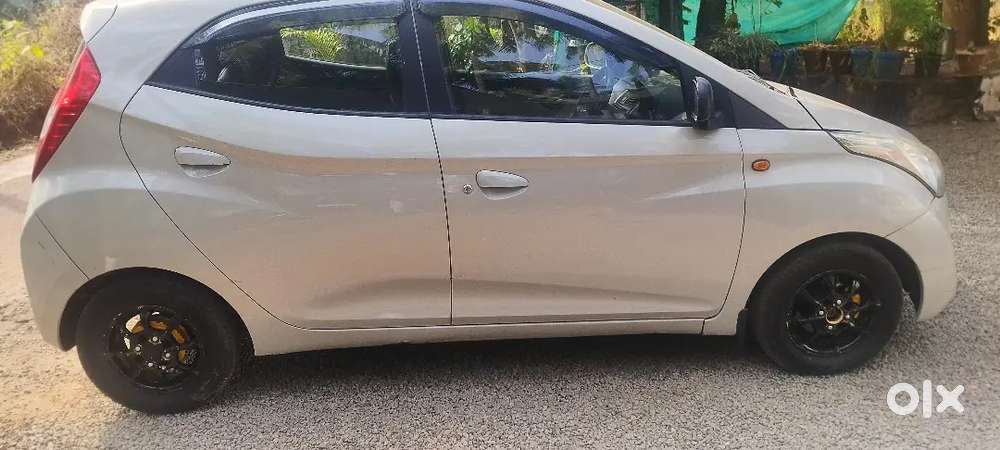 Hyundai Eon 2012 Petrol Well Maintained