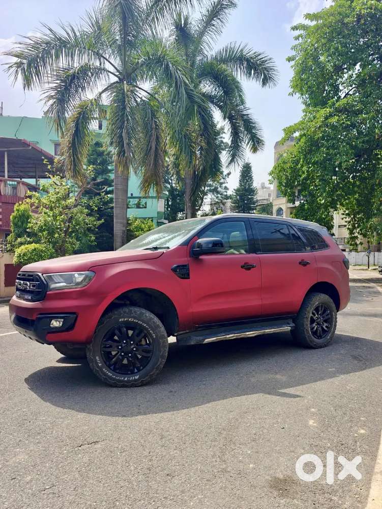 Ford Endeavour 3.2titanium+ At Matte Red Modified Beast New Condition