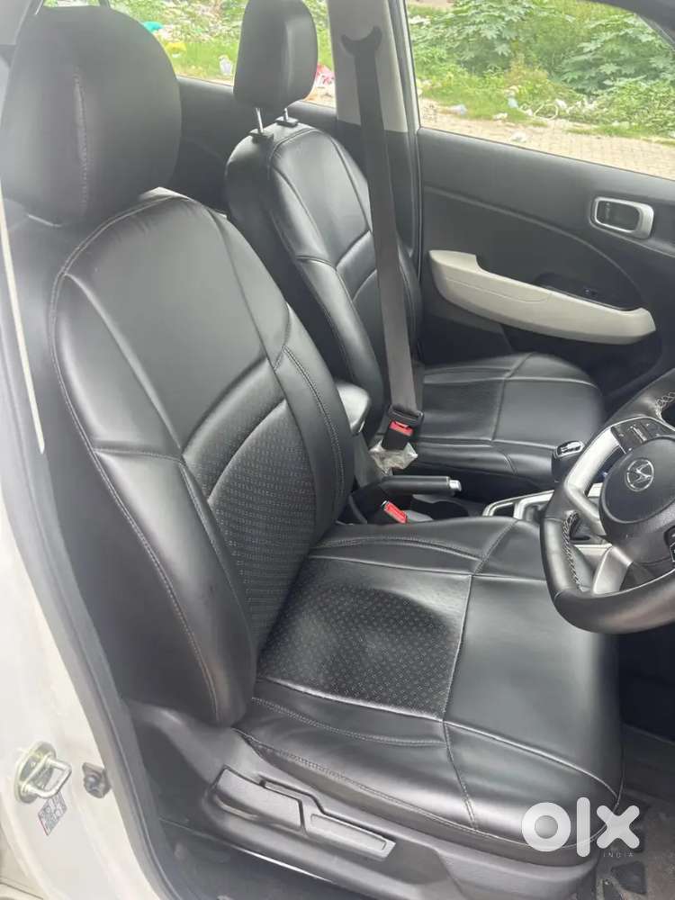 Hyundai New Venue Diesel Manual 2024