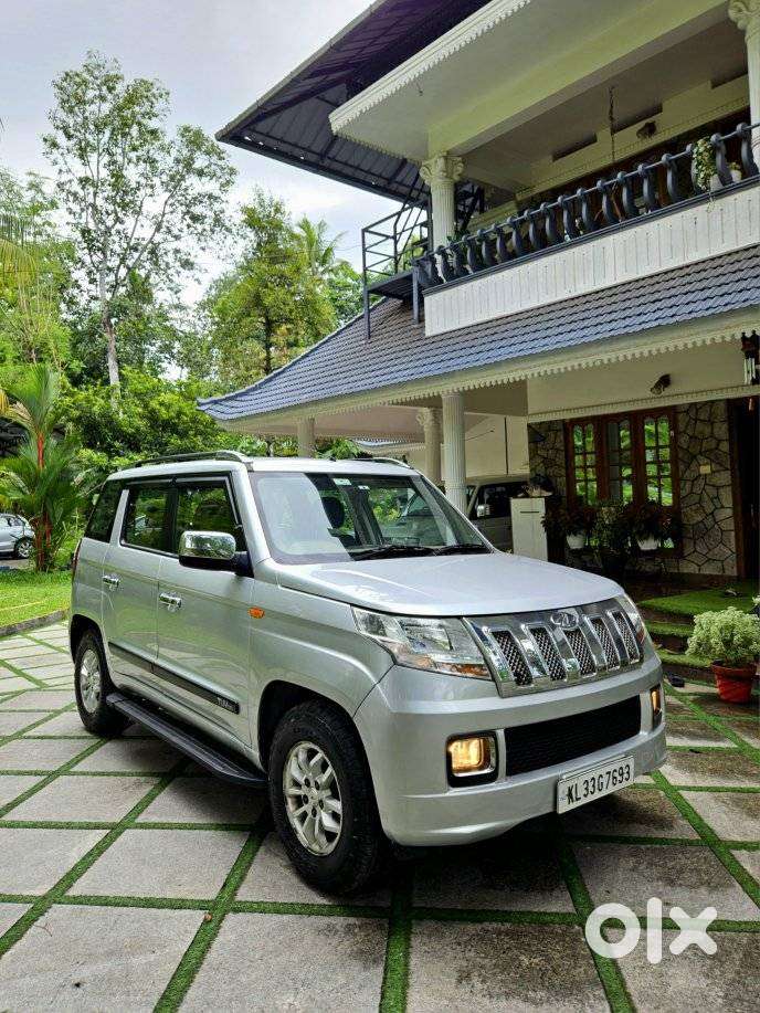 Mahindra Tuv 300 T8, 2015, Diesel