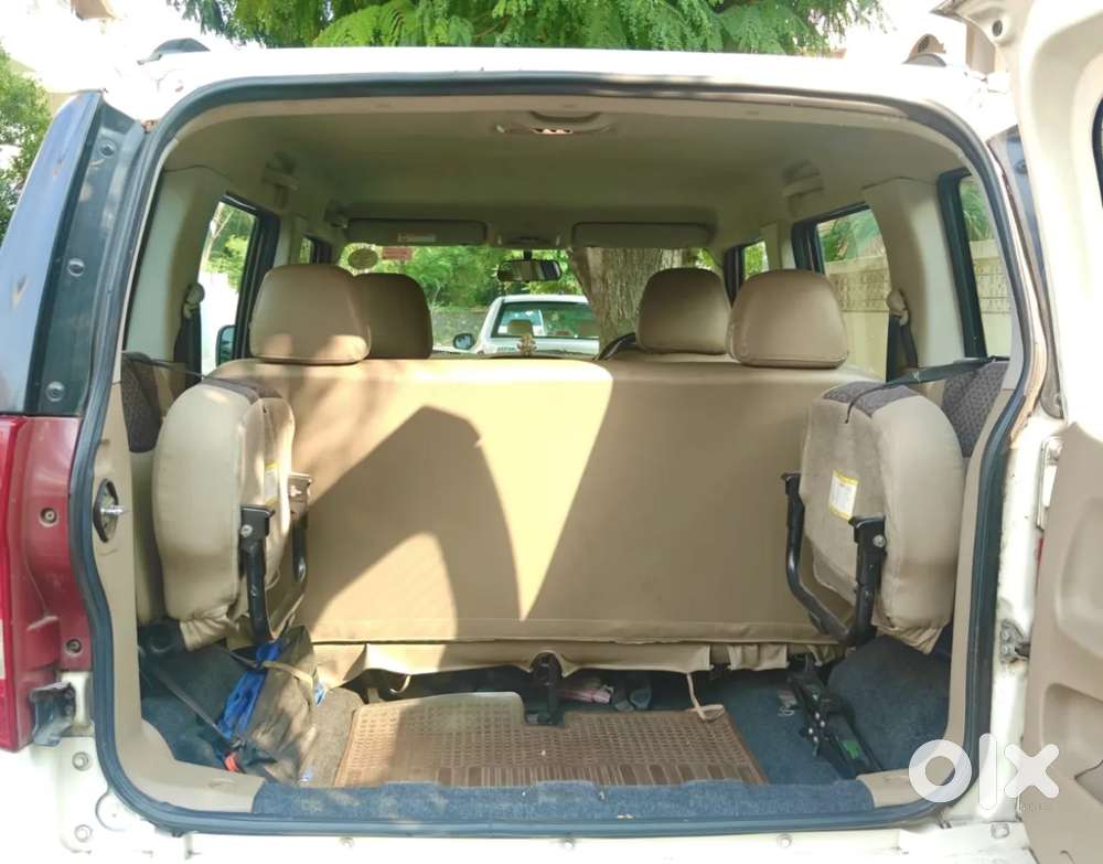 Mahindra Tuv 300 T8 Amt, 2015, Diesel