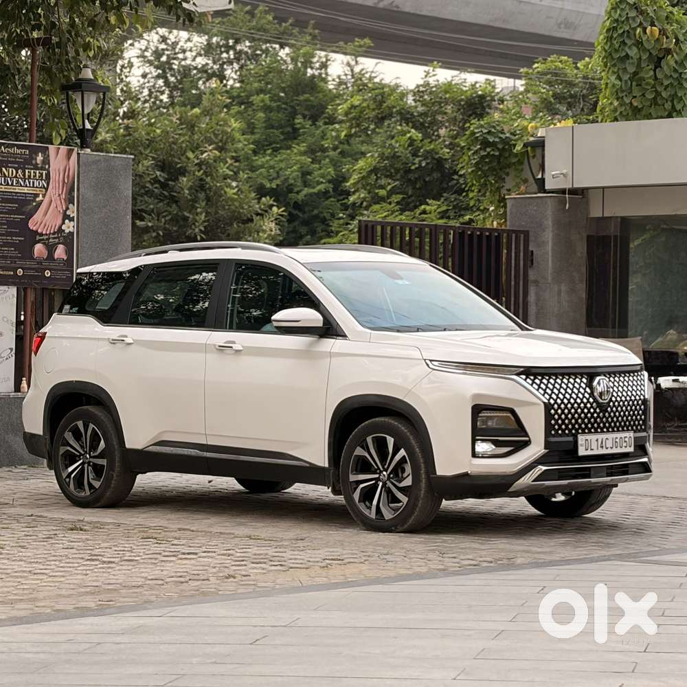 Mg Hector Plus Sharp Pro 1.5 Turbo Petrol Cvt 7 Str, 2024, Petrol