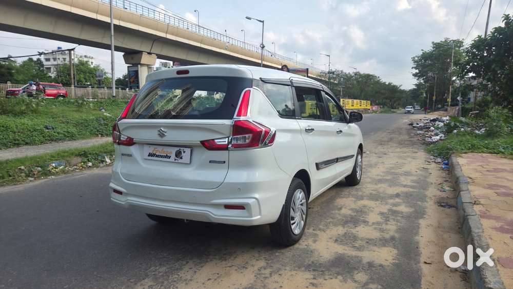 Maruti Suzuki Ertiga Vxi Shvs, 2024, Petrol